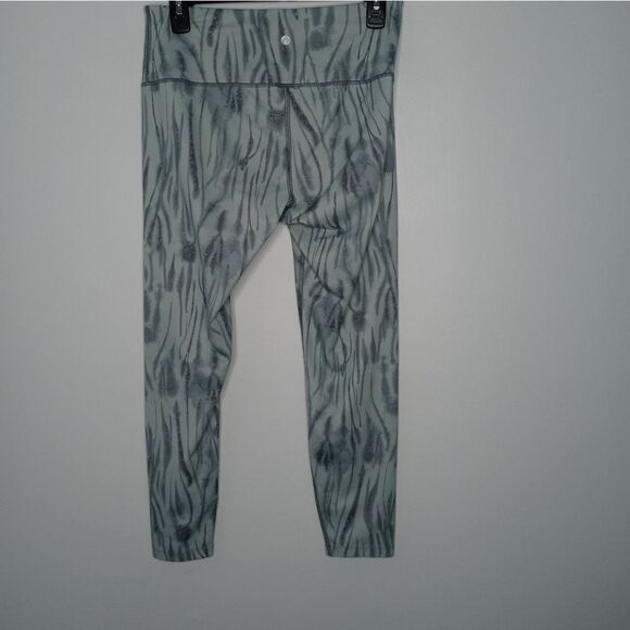 Apana tie dye leggings size medium - Picture 3 of 5